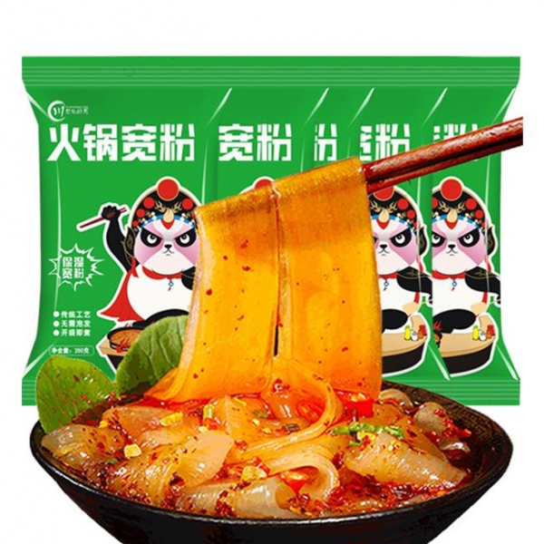 Chuan Bao Chu Fang hot pot wide noodles, instant sweet potato wide noodles, handmade noodles 250g x 4 bags, 川宝的厨房火锅宽粉川粉，速食红薯大宽粉条手工粉皮苕皮，包邮