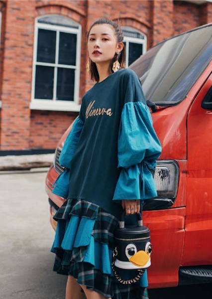 2019 new stitching fishtail sweater dress, 中长裙女慵懒风chic过膝早秋裙不规则连衣裙